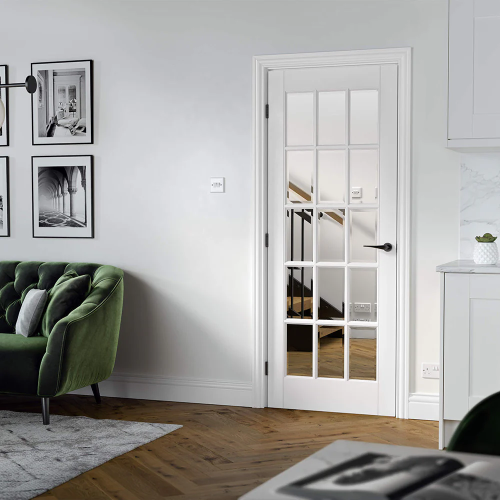SA Clear Glazed 15L White Primed Internal Door - Image 2