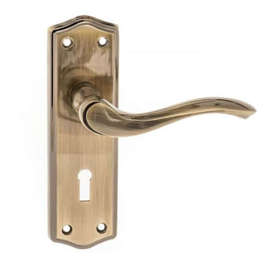 Warwick Key Lever On Backplate